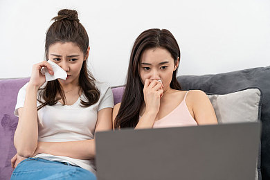 动漫美女裸体ApP,“揭秘：争议动漫APP引发伦理风波”-2