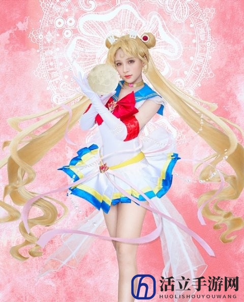 美国妹Cos《美少女战士》水冰月 颜值高画面唯美