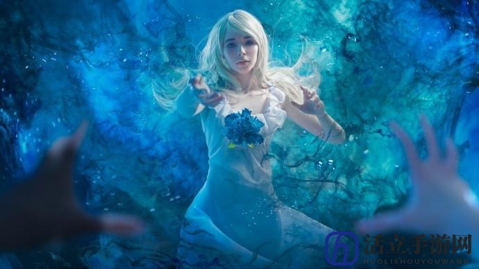 《最终幻想15》露娜和诺克提斯Cos 演绎唯美爱情