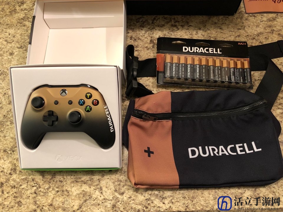 疯狂蹭热度 电池厂商金霸王推出定制Xbox One手柄