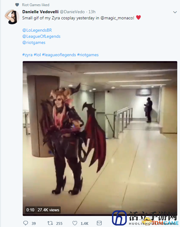 《英雄联盟》婕拉驯龙女巫Cos土豪版 翅膀还能动