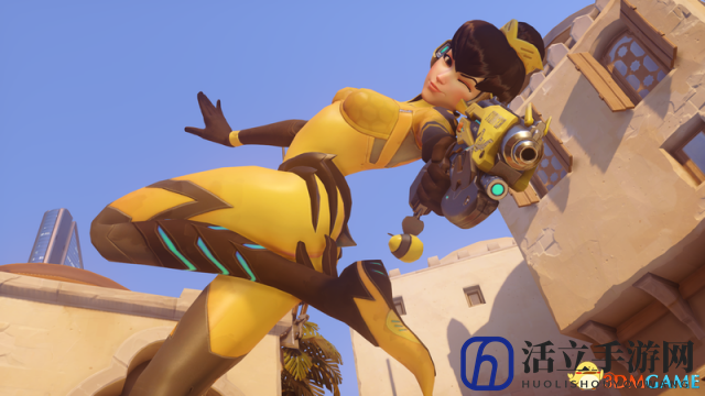韩美女COS《守望先锋》大蜜蜂D.Va 身材很健美