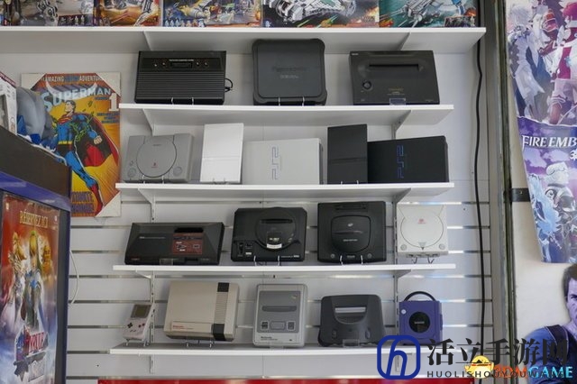 堪称游戏博物馆 巴黎MAXXI-GAMES游戏商店猎奇