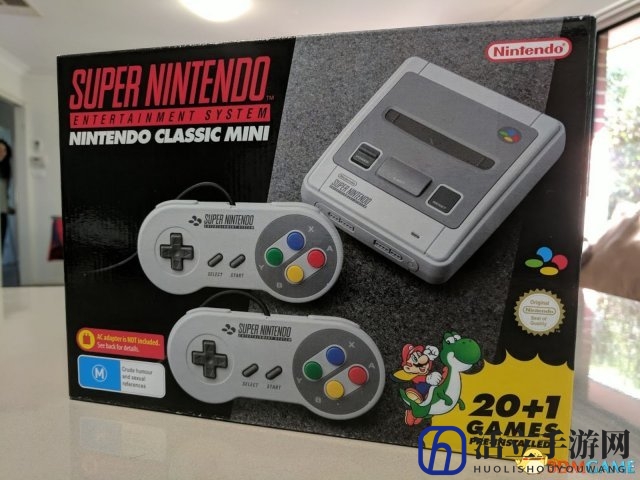 日本版SNES Classic开箱：唯一的不同就是包装不同